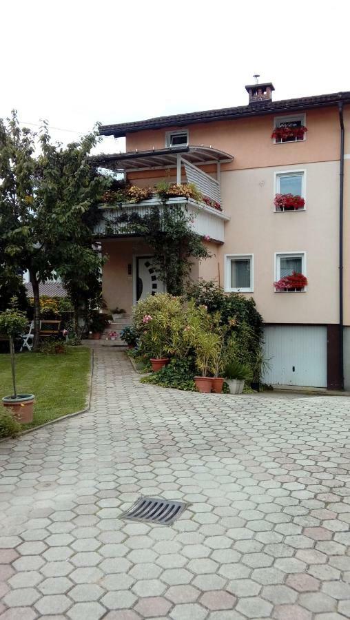 Apartma Meta Radovljica Exteriör bild